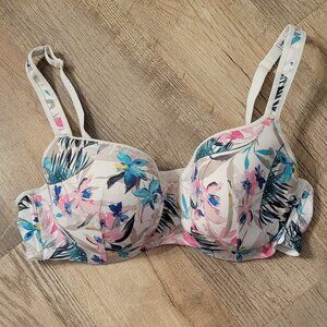 Full Figure Underwire Cacique Satin Bra